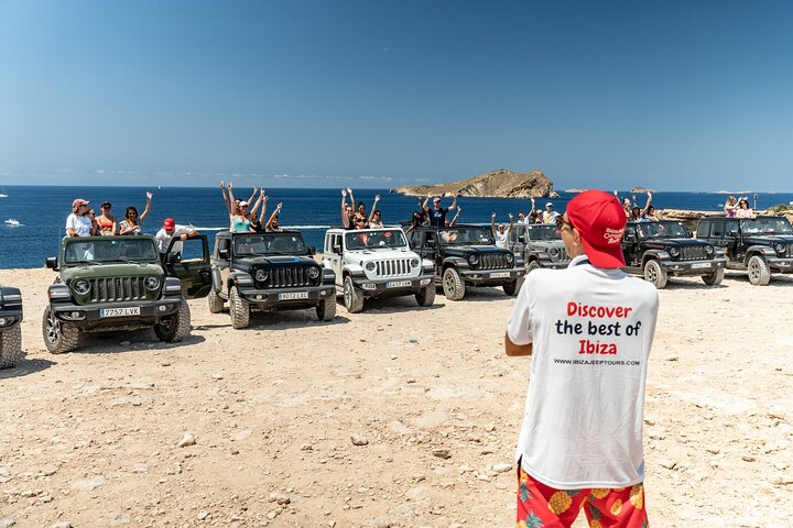 Jeep Wrangler Tour Ibiza - Photo 1 of 22