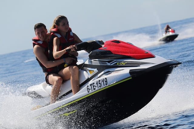 jet-ski-excursion-1h-or-2h-in-south-tenerife_1