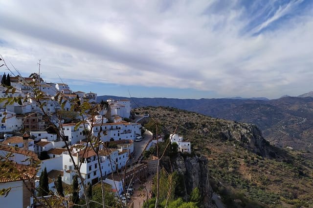 La Axarquia White Villages - Buddhist Stupa & Watchtower Tower