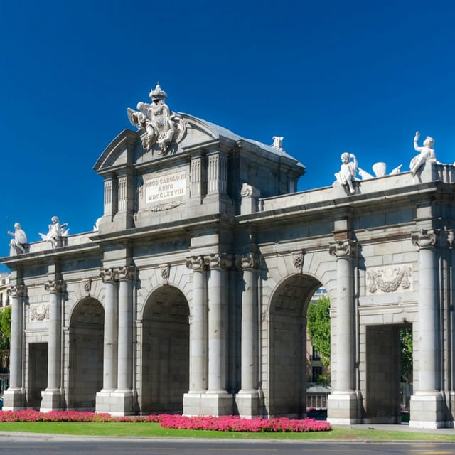 Madrid Highlights Tour & Bernabéu Stadium - Photo 1 of 10