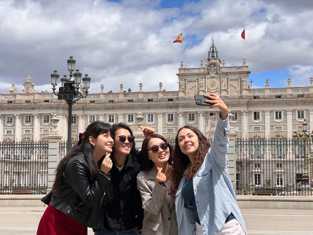 Madrid Highlights Tour with Prado Museum and Royal Palace Skip-the-Line Admission - Photo 1 of 8