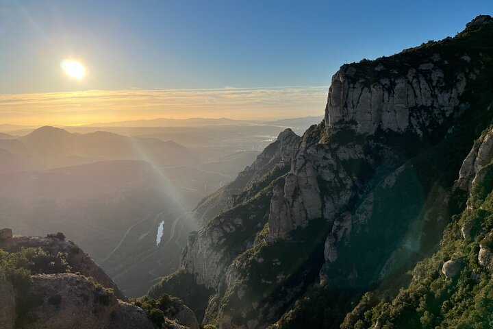 Montserrat all inclusive, skip the line, children's choir, small group - Photo 1 of 17