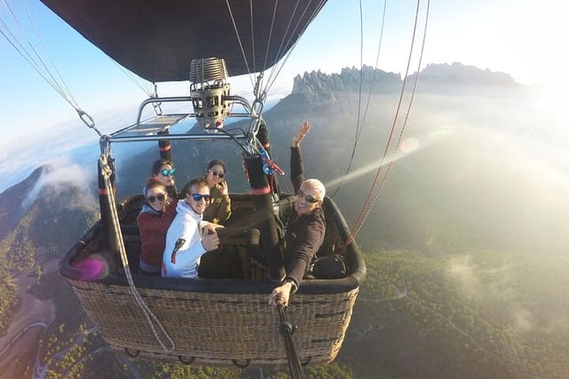 Montserrat Hot-Air Balloon Experience & Monastery Visit  - Photo 1 of 13