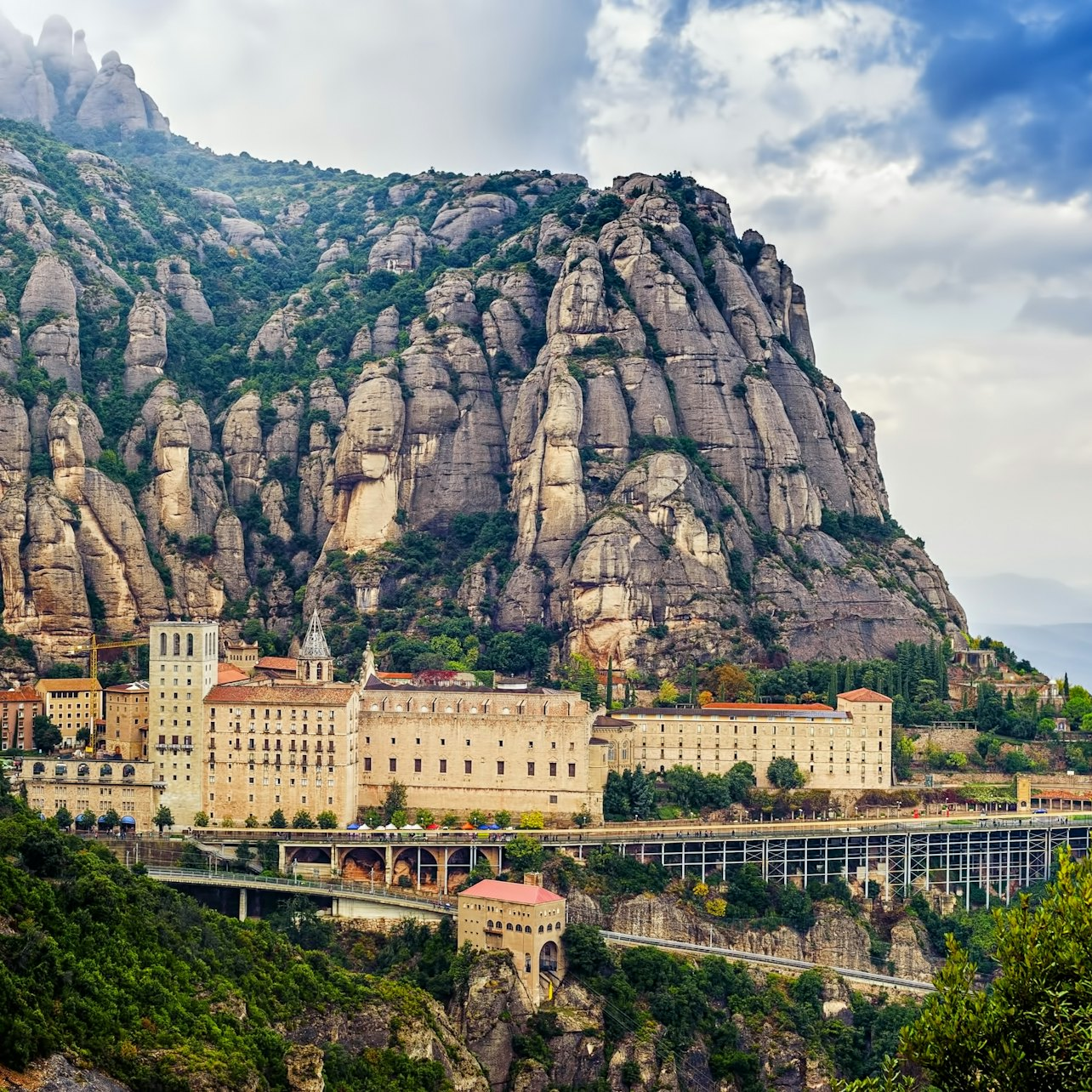 Montserrat Mountain Card: Train From Barcelona + Rack Railway + Moreneta + Choir - Photo 1 of 4