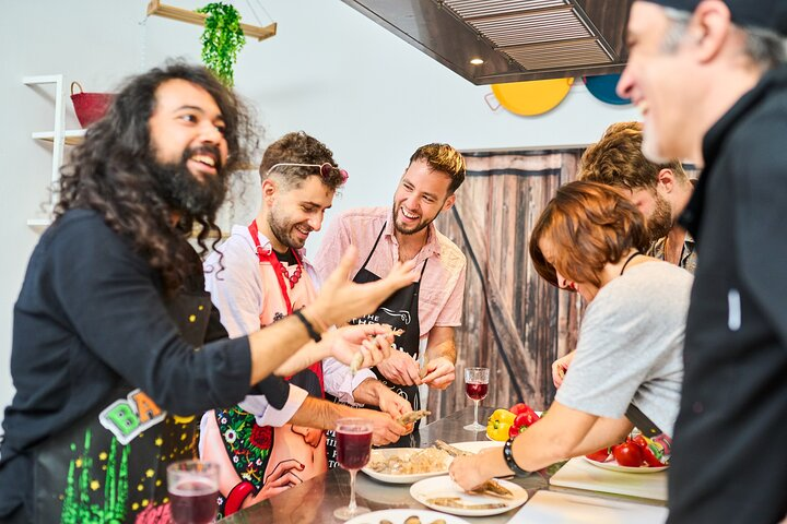 Whether it's your first time in the kitchen or you are a seasoned chef, you will definitely enjoy this Paella Cooking class. 