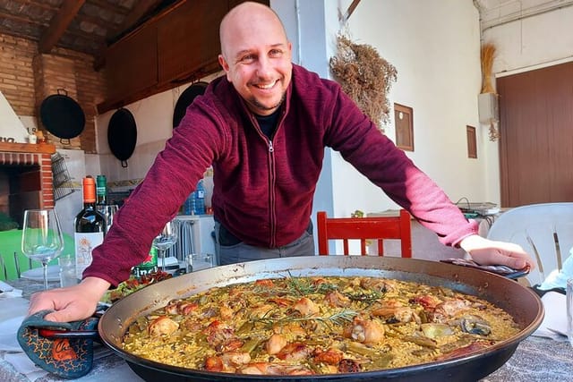 Paella workshop in our farmhouse - Photo 1 of 10