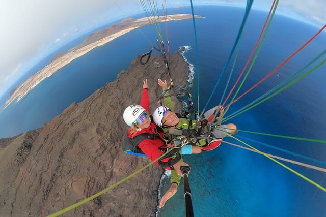 paragliding-tandem-flight-classic_1