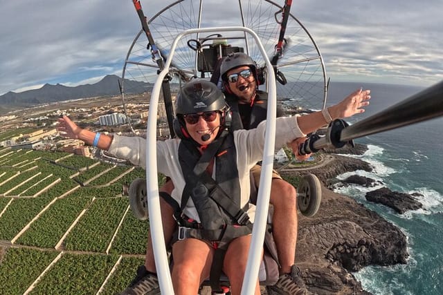 Paratrike Flight in Costa de Adeje with the World Champion - Photo 1 of 11