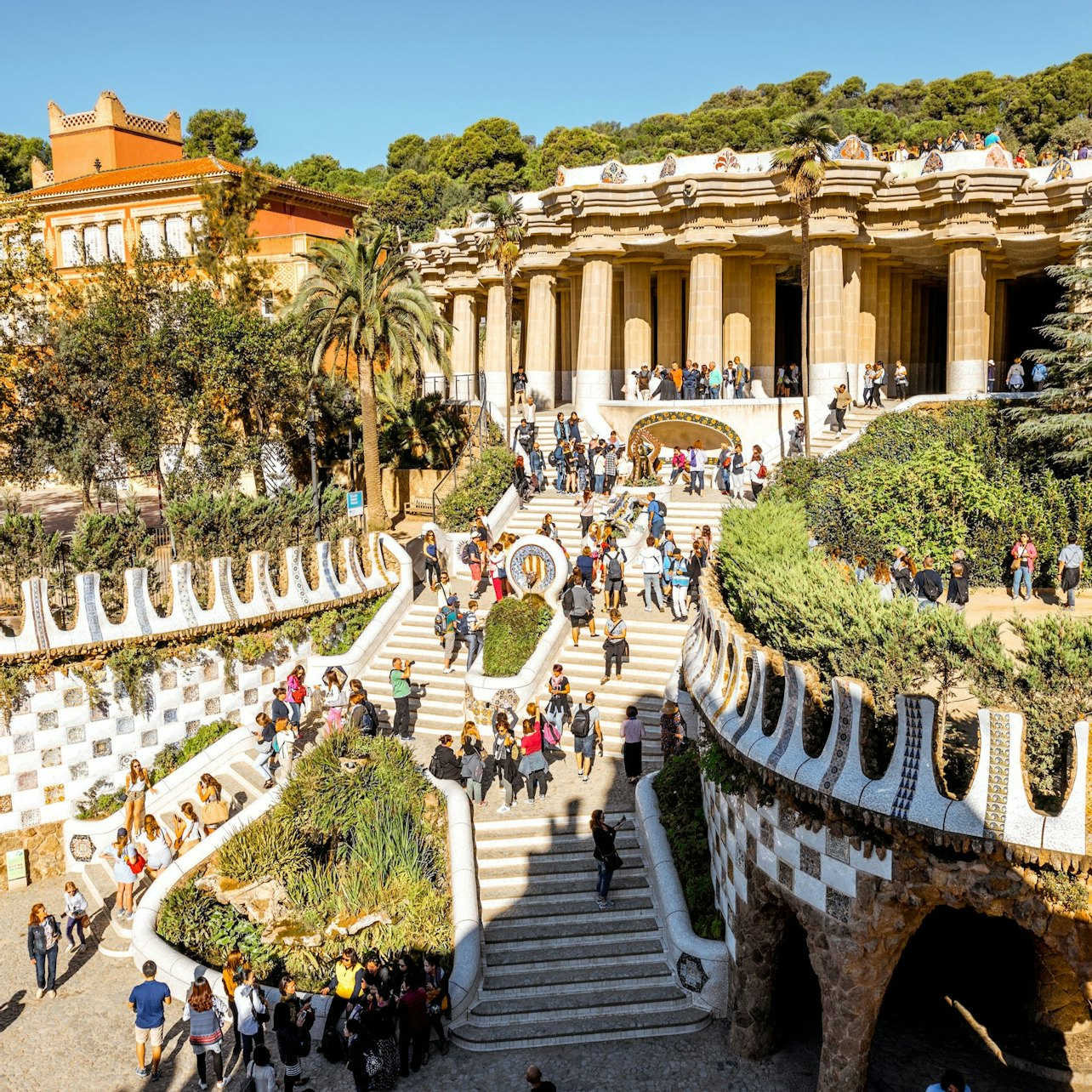 Park Güell & Sagrada Familia: Morning Guided Tour - Photo 1 of 12