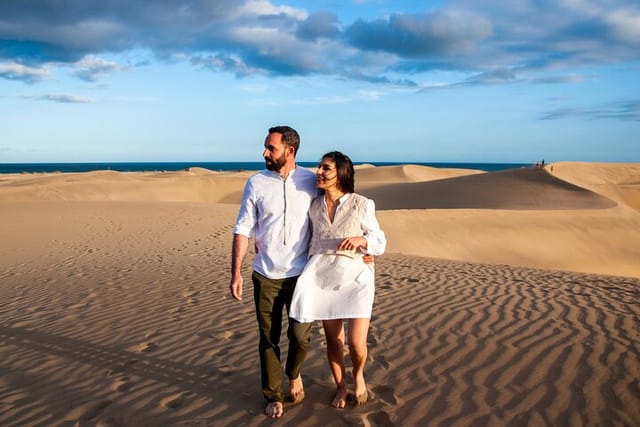 Photoshoot at Dunas Maspalomas in Desert Beach Ocean View - Photo 1 of 11