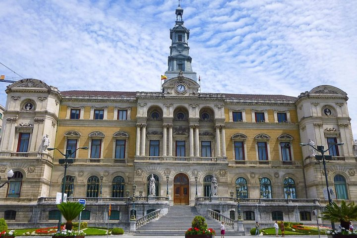 Private 4-hour City Tour of Bilbao with Hotel or Cruise Port pick-up - Photo 1 of 10