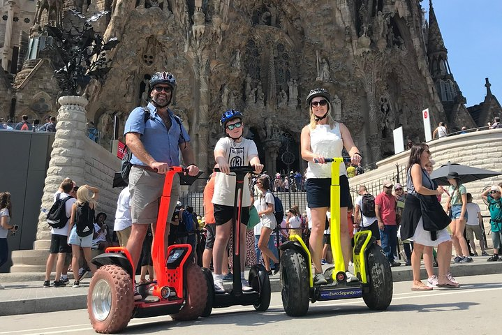 Private Sagrada Familia 2H Segway Tour - Photo 1 of 7