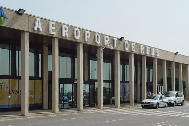 Private Transfer Airport Reus to Barcelona - Photo 1 of 5