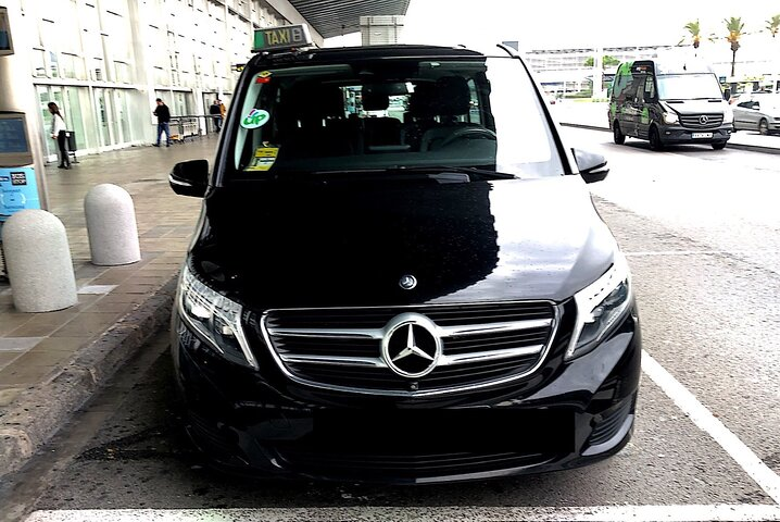 Private Transfer from Barcelona Airport to Cruise Port  - Photo 1 of 6