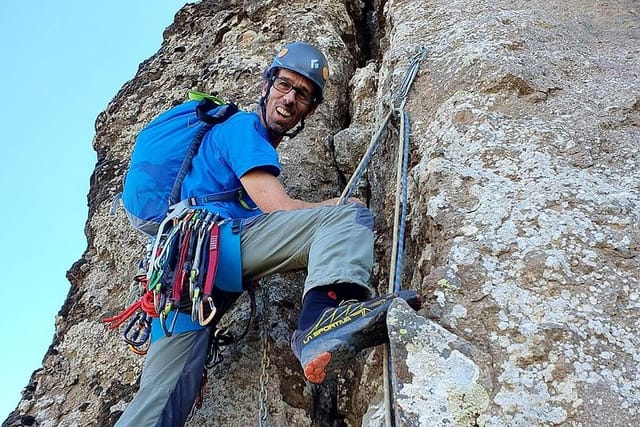 professional-climbing-guide_1