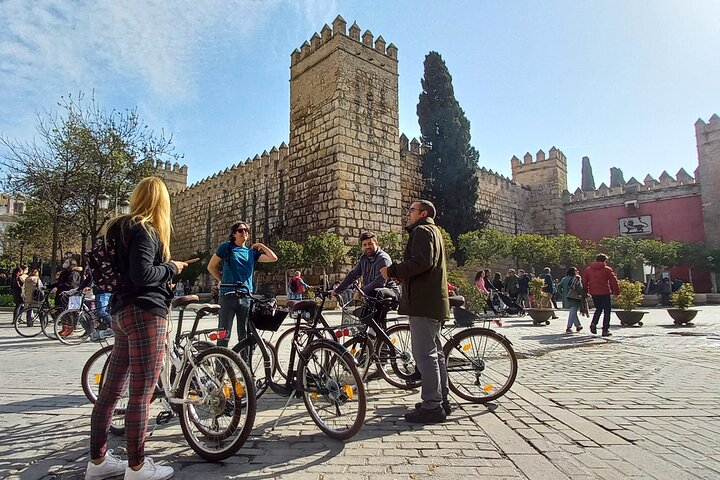 Rent your bike in Seville - Photo 1 of 7