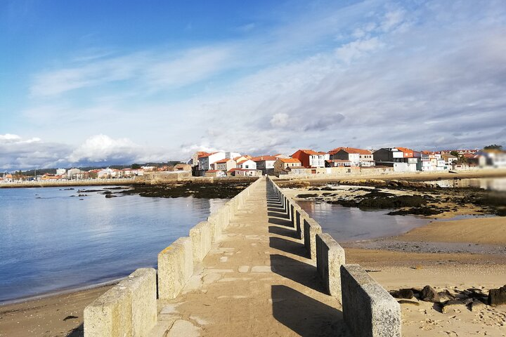 Rías Baixas - Arousa Island, Combarro and Mussel Boat - Photo 1 of 4