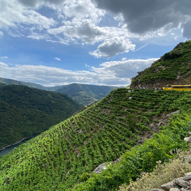 Ribeira Sacra Tourist Train - Photo 1 of 5