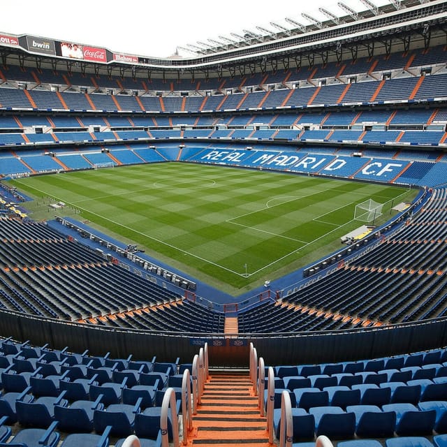 santiago-bernabeu-stadium-entry-ticket-guided-tour_1