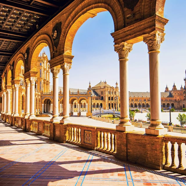 seville-city-walking-tour-roundtrip-from-madrid-by-train_1