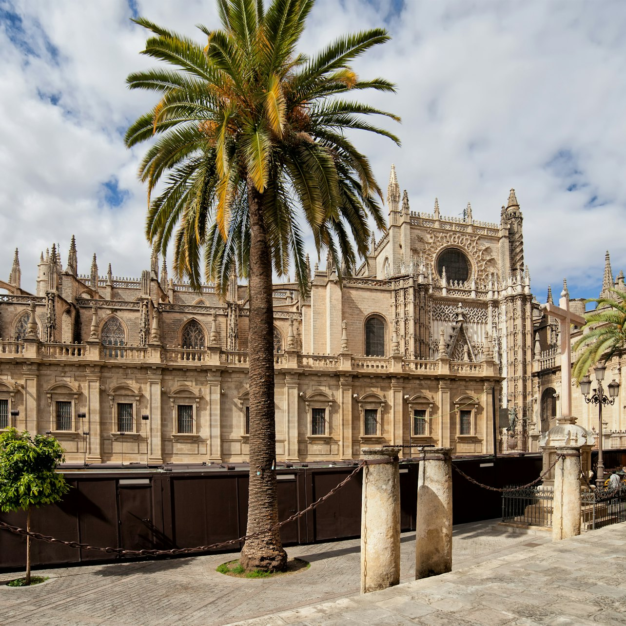 Seville Cathedral: Skip the Line & Guided Tour - Photo 1 of 6