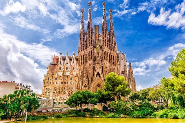 Shore Excursion of Barcelona including Sagrada Familia - Photo 1 of 7