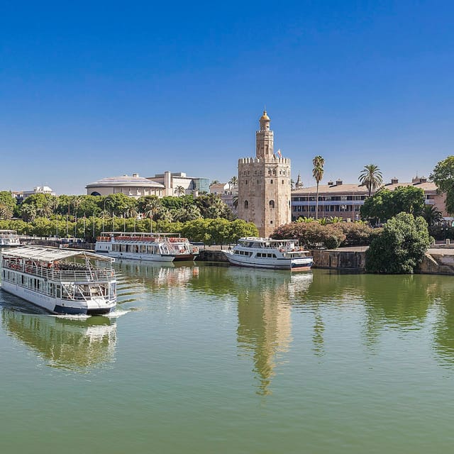 Torre del Oro Cruise - Photo 1 of 7