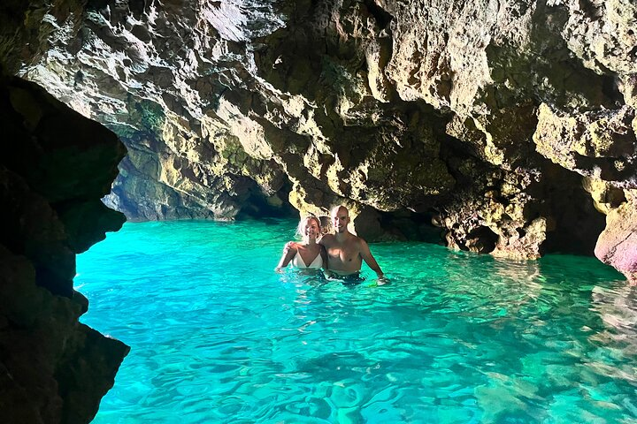 Uncharted Marine Reserve Cave, Snorkel & Cliff Jumping Kayak Tour - Photo 1 of 11