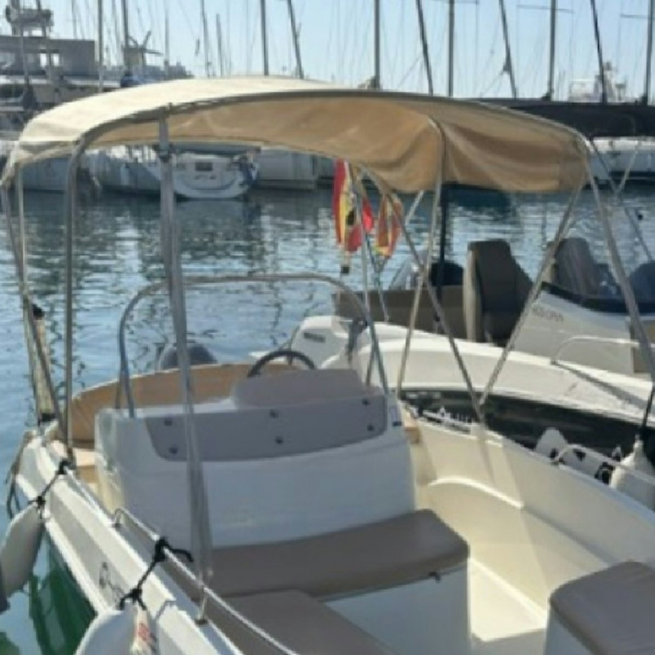 Valencia: Boat Rental Without Navigation License - Photo 1 of 4