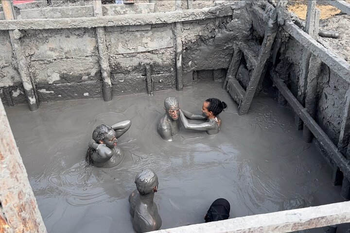 This is the right way to visit the mud volcano with very few people