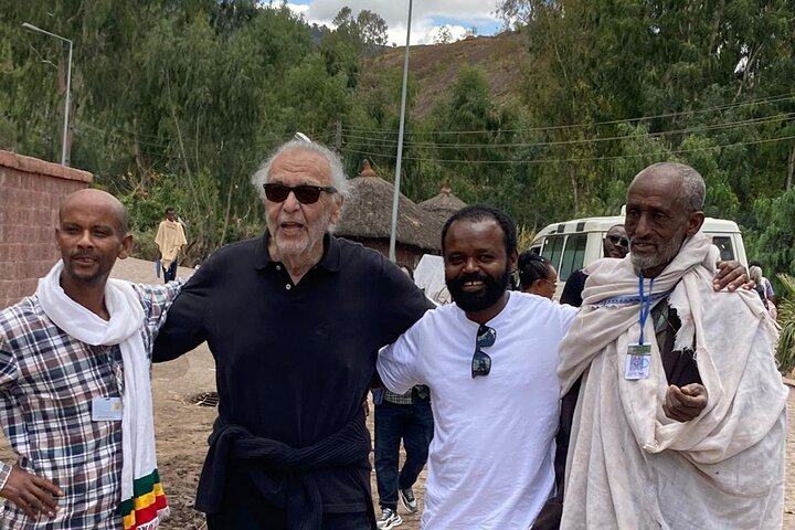 Visiting Lalibela churches 