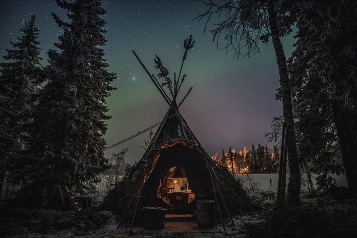 Arctic lake Aurora Hunt, in a cozy Lappish Tipi - Photo 1 of 15