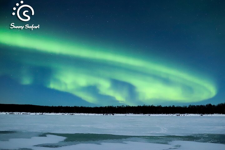 Aurora Borealis Trip in Lapland Lakeside - Photo 1 of 7