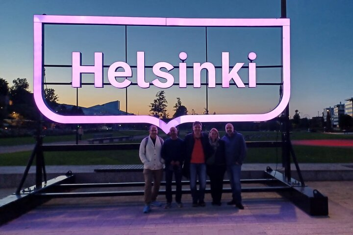 Happy guide, happy visitors, this is Helsinki!