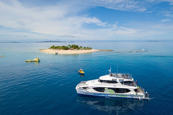 Mamanuca Island Explorer - Photo 1 of 4