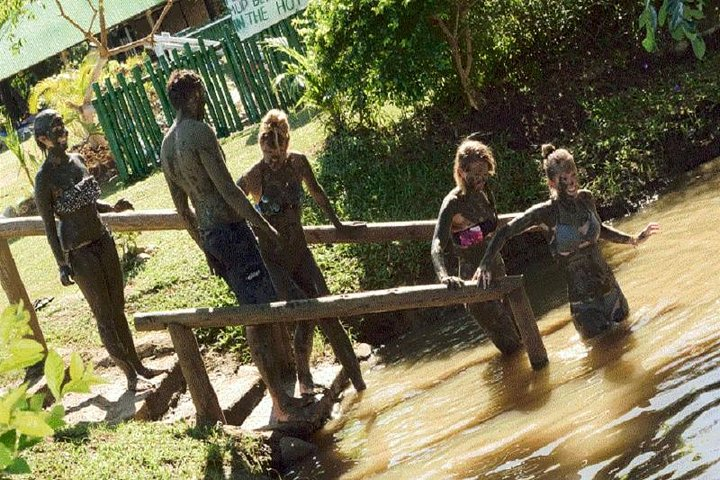 Mud Pools,Temple Sleeping Giants Gardens shopping markets &Lunch Ex Fiji Marriot - Photo 1 of 9