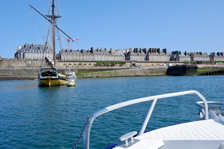 1 hour cruise to discover the bay of Saint-Malo - Photo 1 of 3