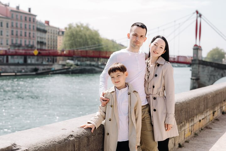 1-Hour Private Photo Shoot in the streets of Old Lyon - Photo 1 of 18