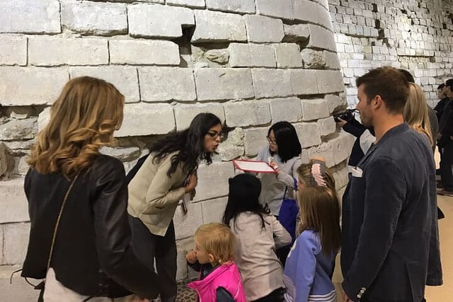 1h30 - Louvre Highlights optional 'families with kids' - Eng/Esp - Photo 1 of 21