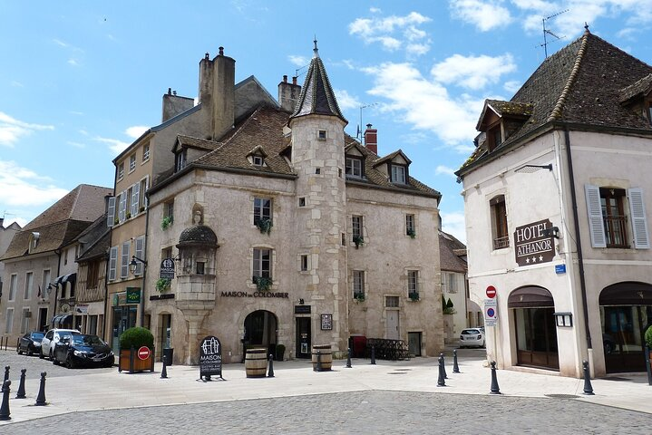 Beaune - Historic Guided Walking Tour - Photo 1 of 9