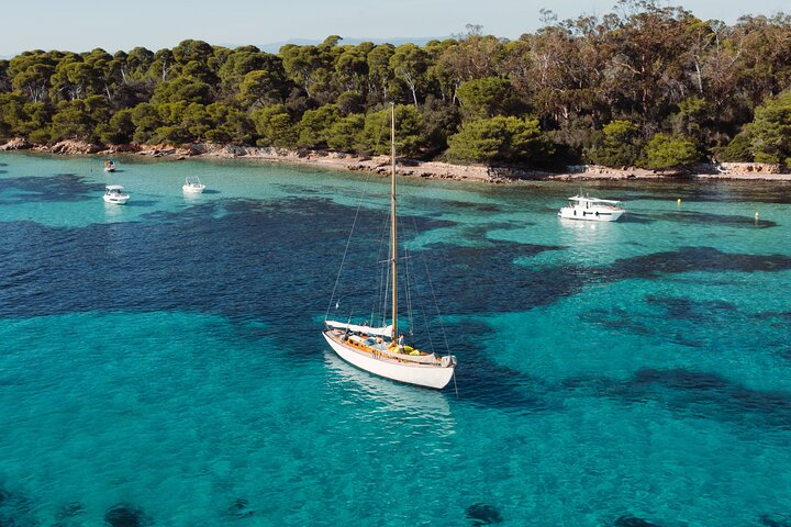 Classic Yacht Sailing in Cannes - Photo 1 of 25