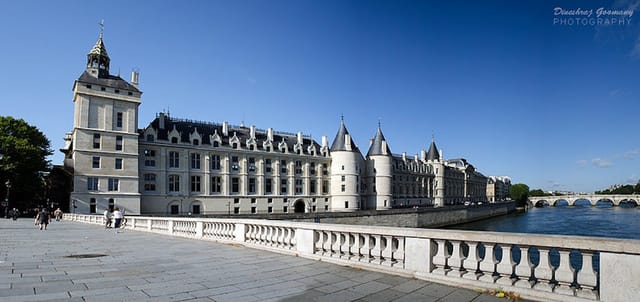 Conciergerie Priority Entrance Fast Track Tickets - Photo 1 of 7