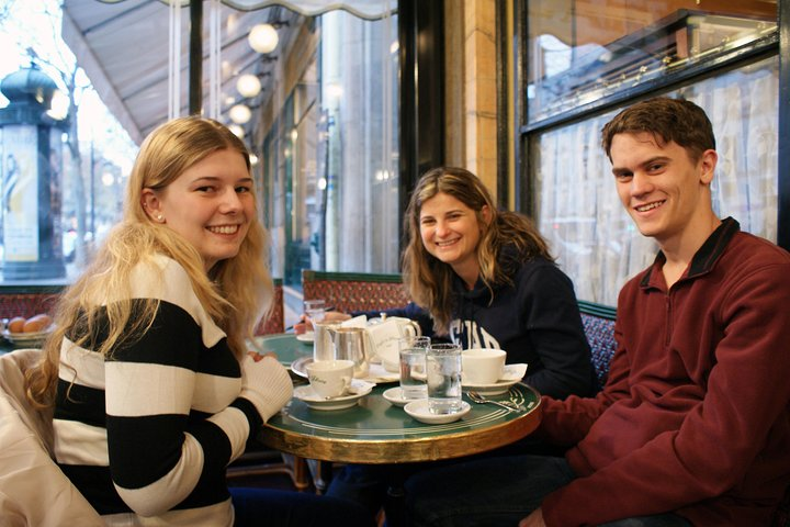 Conversational French Language Class in Paris - Photo 1 of 6