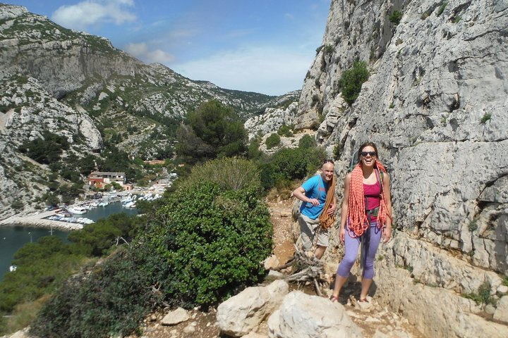 Daytime multi-pitch climbing in the Calanques National Park - Photo 1 of 6