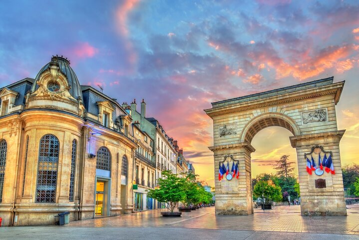 Delivery Through Time Outdoor Escape Game in Dijon - Photo 1 of 6