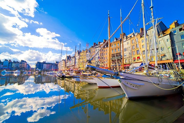 Discover the beautiful city of Honfleur private tour - Photo 1 of 11