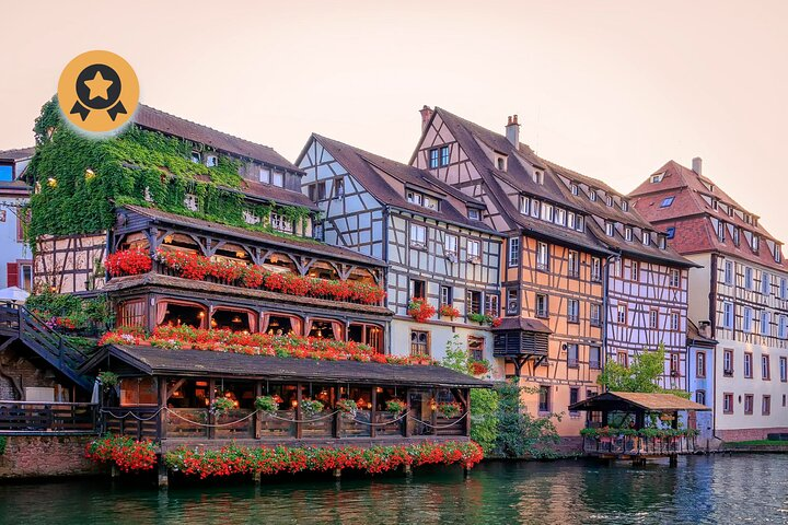 Explore Strasbourg in 1 hour with a Local - Photo 1 of 11