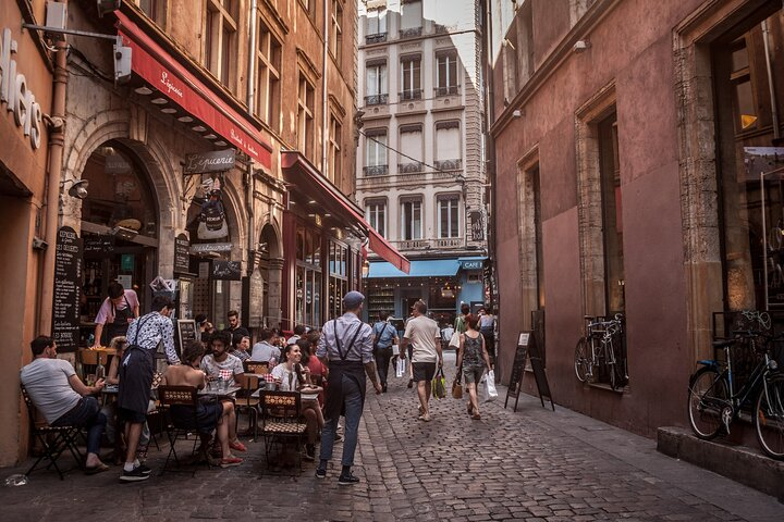 Food Tour in Lyon - Do Eat Better Experience - Photo 1 of 6