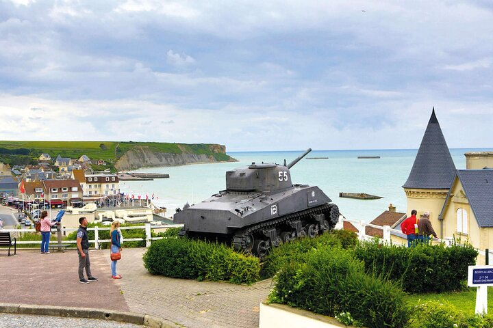 From Le Havre to Heroism: Private D-Day Normandy Experience - Photo 1 of 8