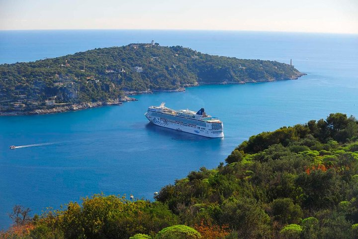 Villefranche bay